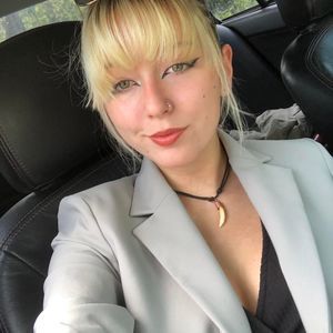 Meet your Posher, Destiny